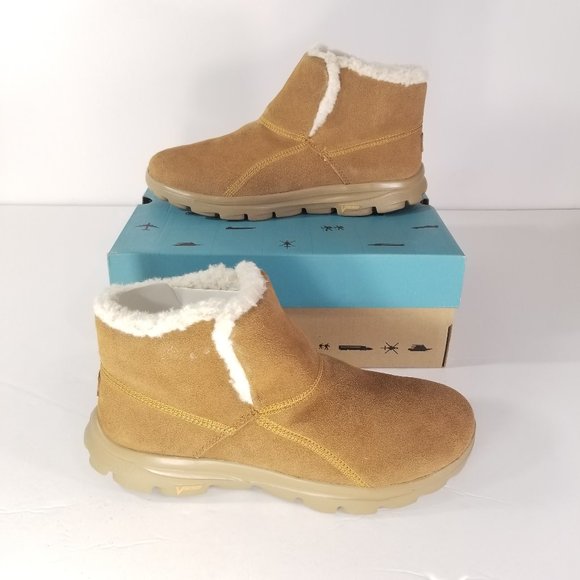 skechers go walk move chugga boots